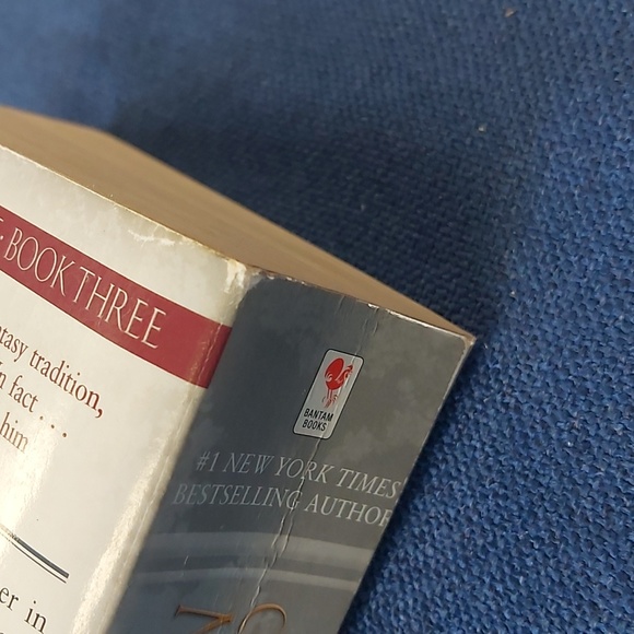 A Storm of Swords Paperback Novel - Picture 6 of 7